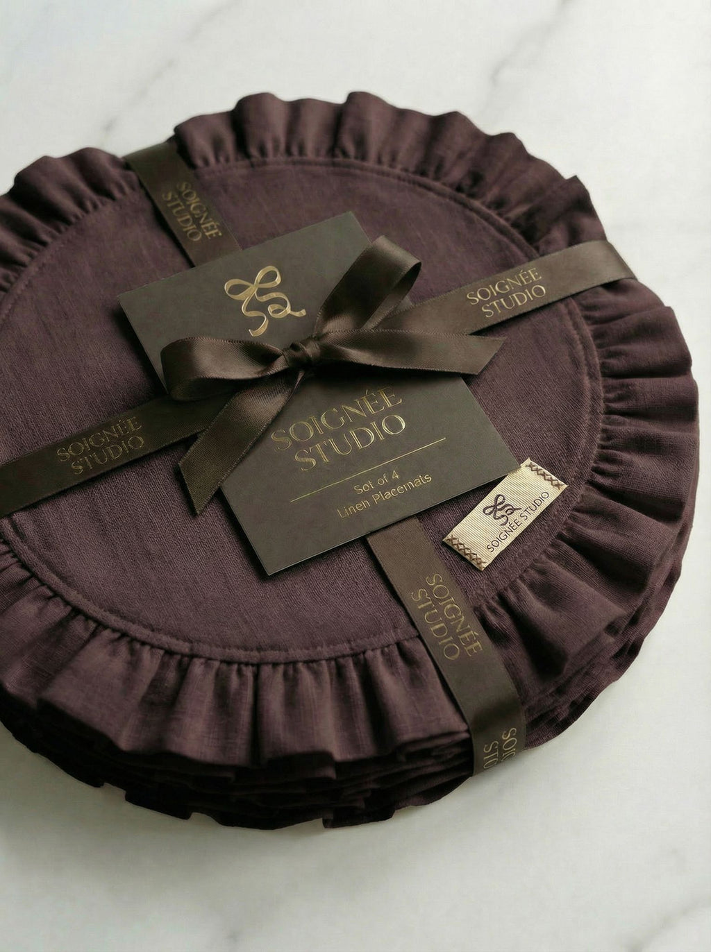 The Signature Ruffled Linen Placemat (Set of 4)